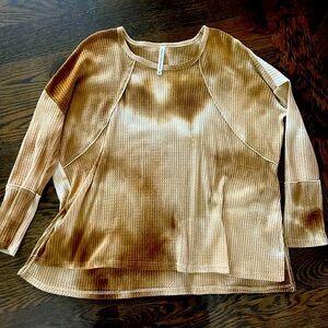 🔥Thermal brown cream tie dye long sleeve shirt medium